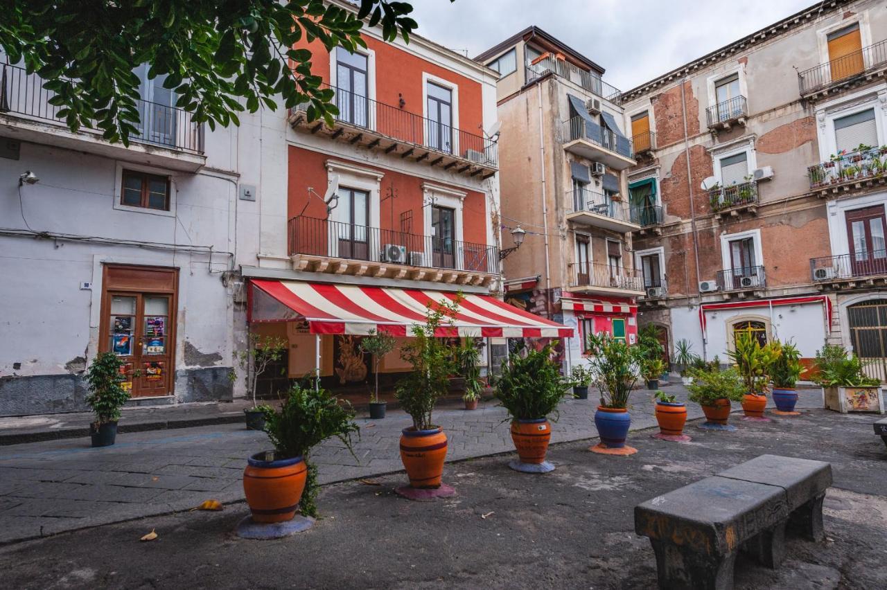 Ursino Apartment With Balcony By Wonderful Italy Катания Экстерьер фото